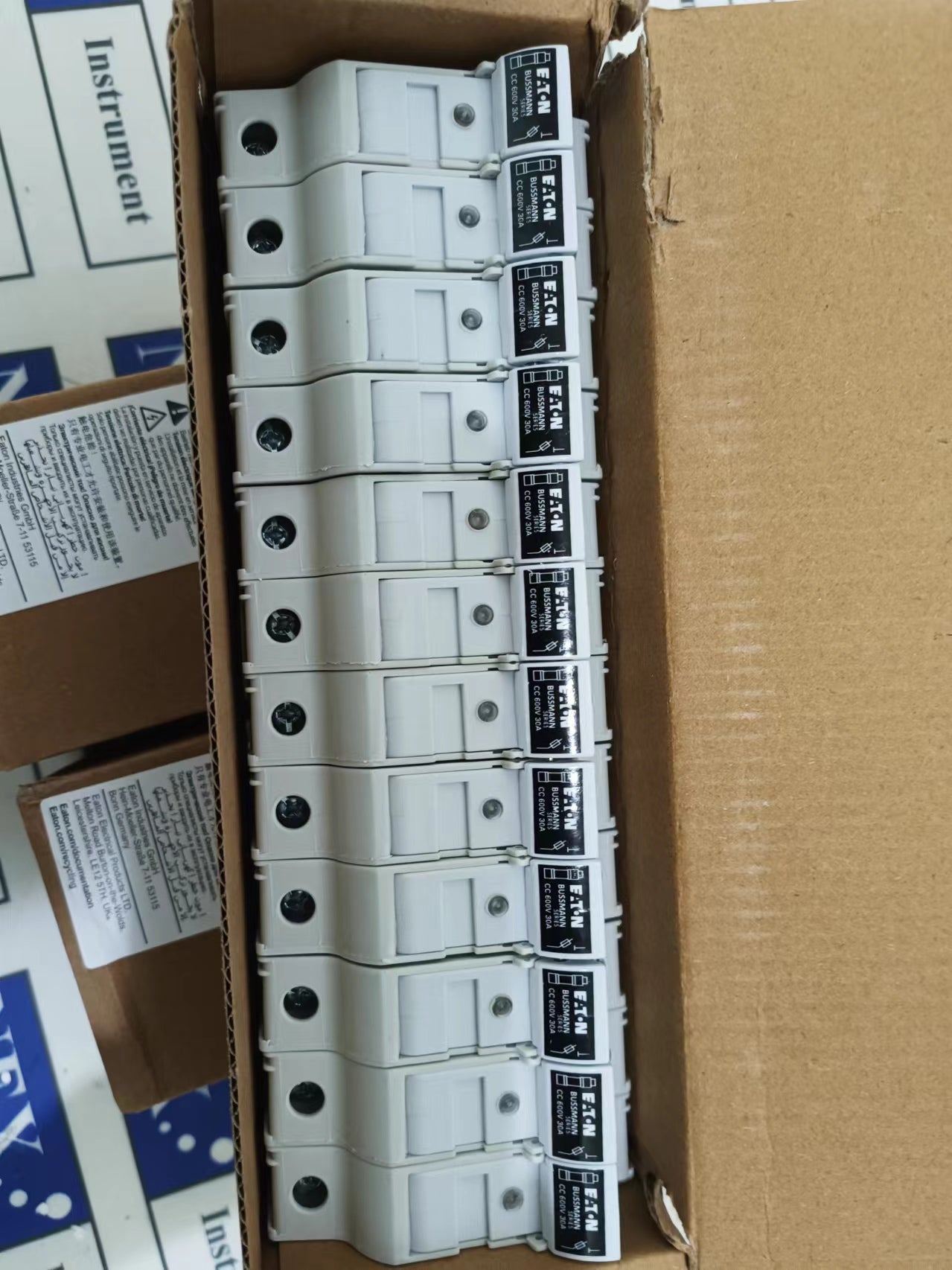 Bussmann CHCC1DU 系列模块化保险丝座 单极 30A